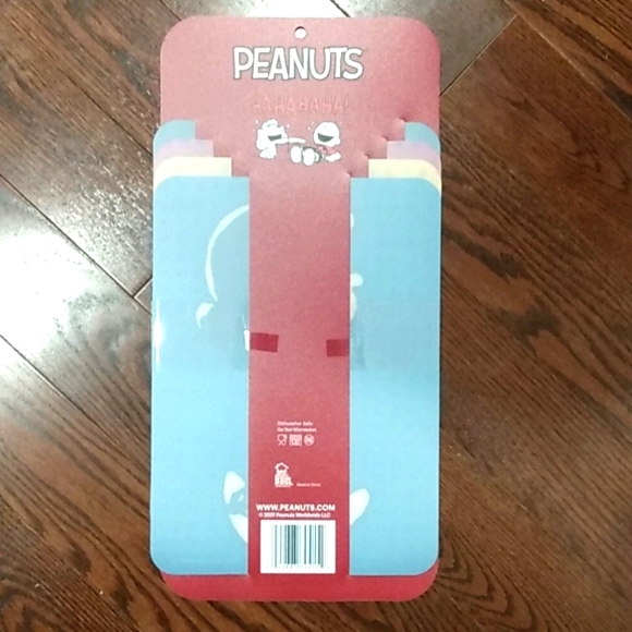 Peanuts Snoopy Charlie Brown Flexible Cutting Chopping Boards 4 pack Lucy Linus - Picture 9 of 11